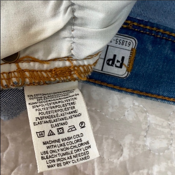 Free People High Waisted Light Wash Jeans - Picture 3 of 5